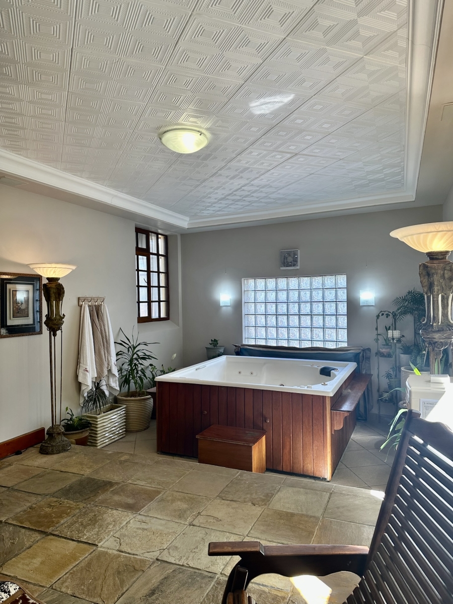 5 Bedroom Property for Sale in Mill Park Eastern Cape